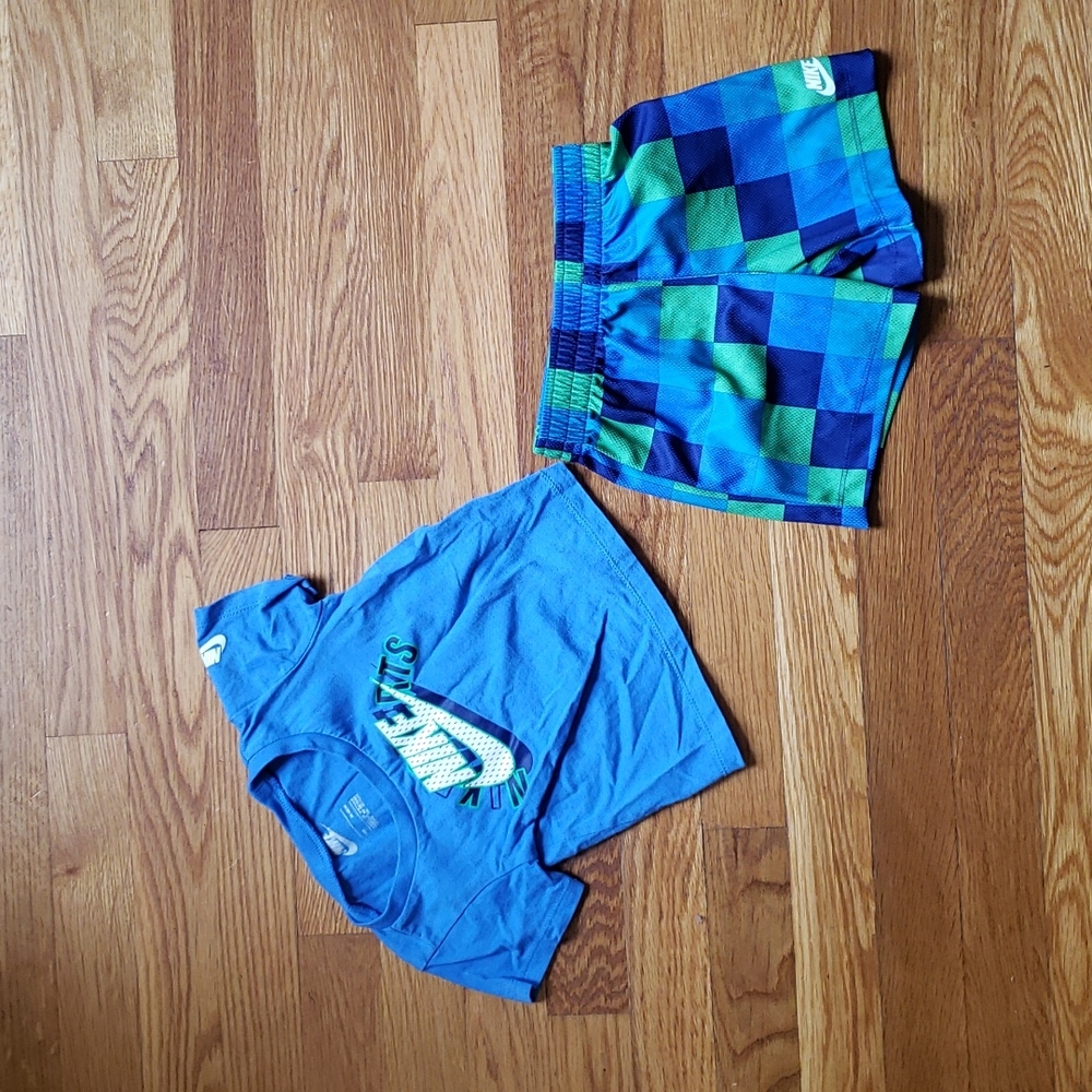Nike short set Boy Nike Tee & Dri-FIT Shorts Set